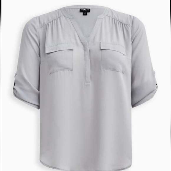 Torrid Harper Georgette Pullover 3/4 Sleeve Blouse Size 4 Harbor Mist Gray NWT - Picture 3 of 3